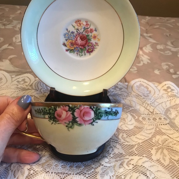 CUPS AND SAUCERS VINTAGE - Picture 4 of 12